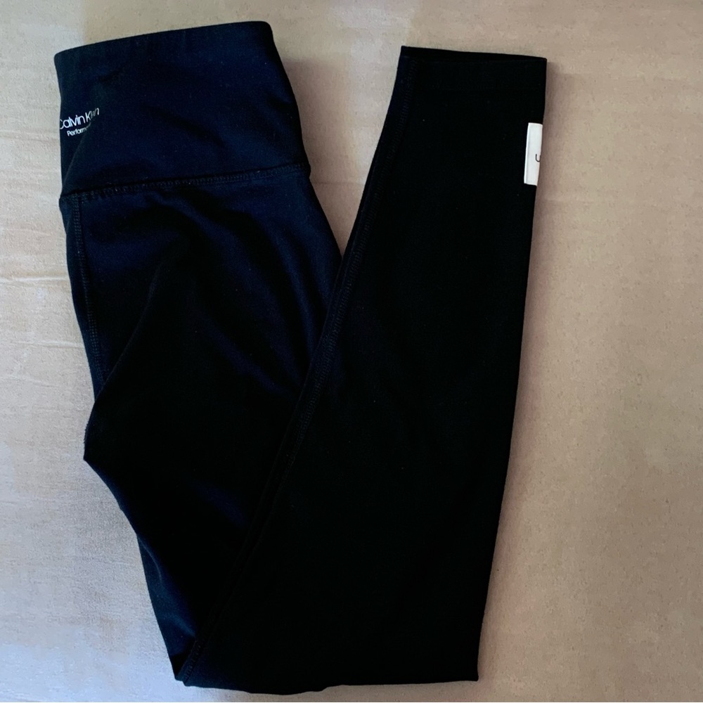 CALVIN KLEIN. Performance Pants/Leggings. Size XS. Black.